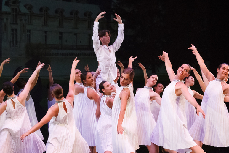 DANSE CLASSIQUE ENFANTS/ADOS/ADULTES
